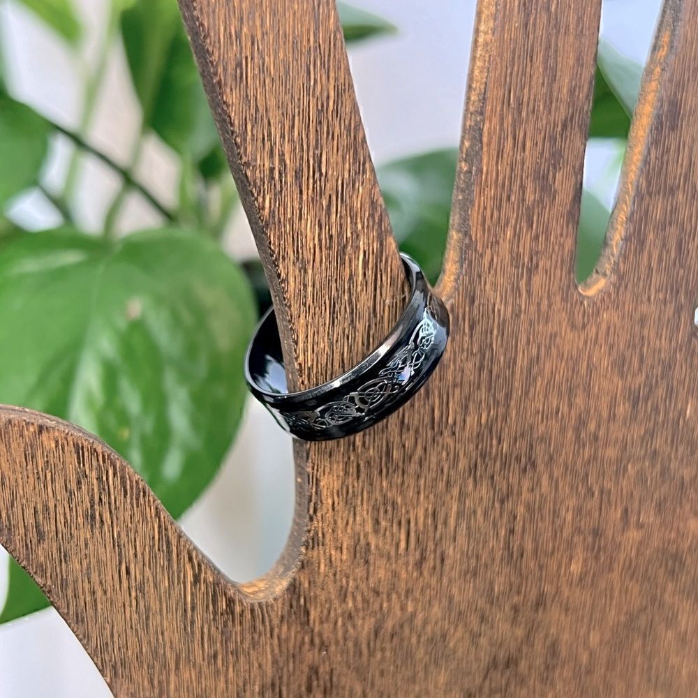 Men's Stainless-Steel Ring - Size 11 - Silver Lace Design